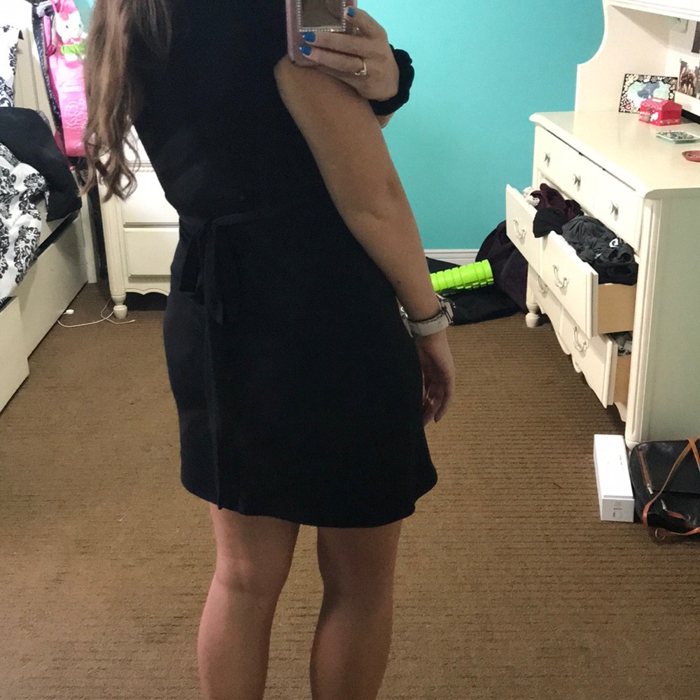 Dress - Picture 4 of 4